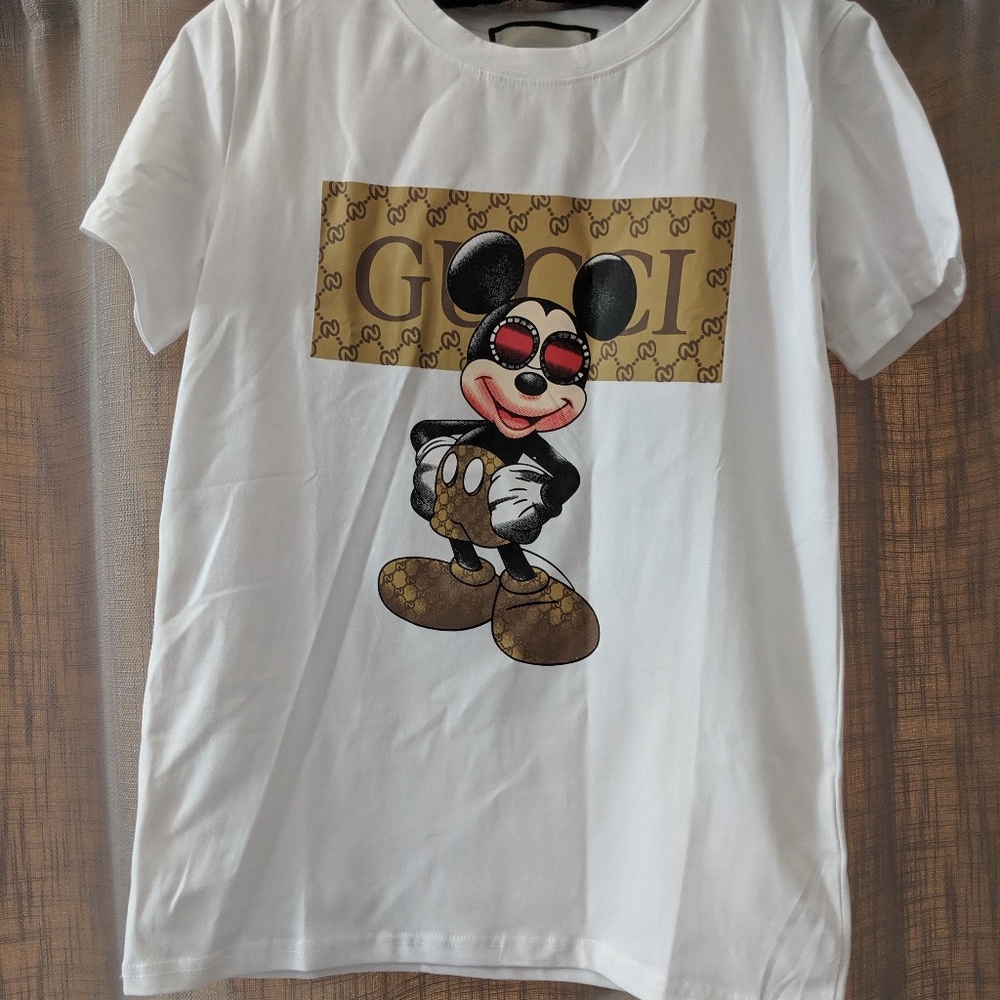 Gucci tshirt medium